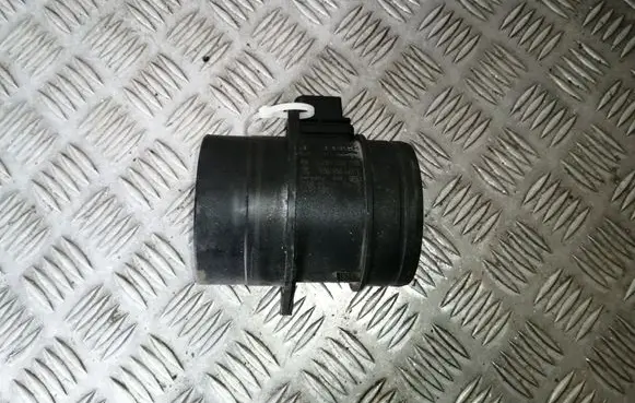 Volkswagen PASSAT B6 Mass air flow meter 03G906461C 0281002735