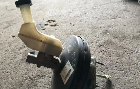 Nissan Micra Brake booster 8200123844