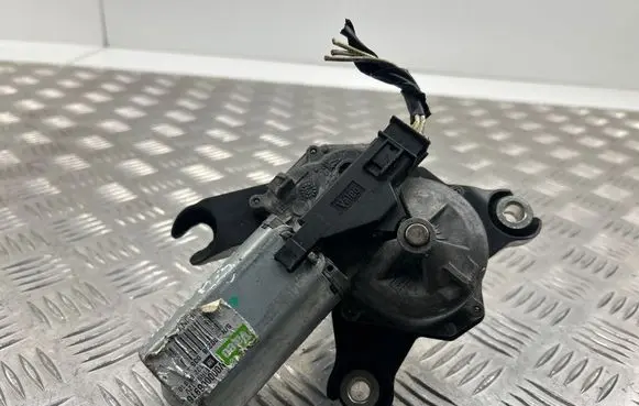 Opel Insignia A Rear window wiper motor 