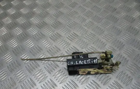 Chevrolet Lacetti Front door lock