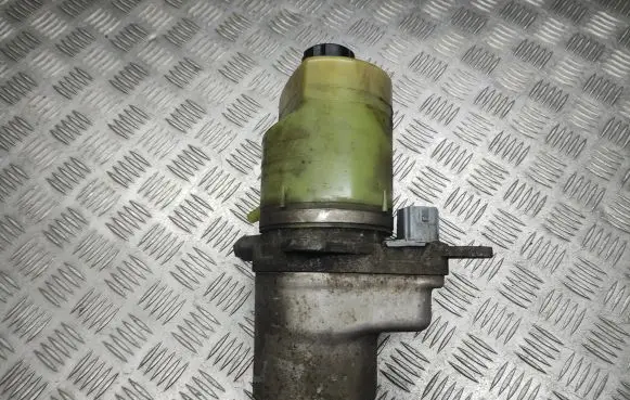 Ford Focus Power steering pump 1040085011094F C6S48