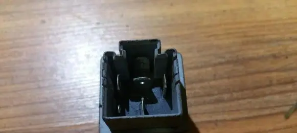 Mitsubishi Space Star Other relay mb953394 72hm100