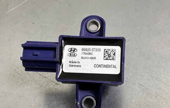 Hyundai i20 (GB IB) Airbag deployment crash/impact sensor 959203T200