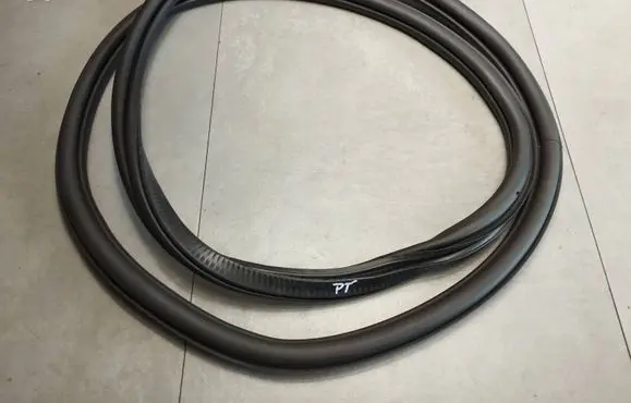 Volkswagen Polo VI Rear door rubber seal (on body) 2GS867914B