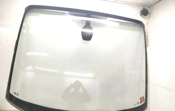 Renault Espace IV Front windscreen/windshield window 43R004594 M108 AS1