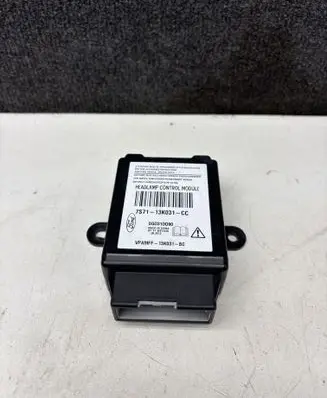 Ford Kuga II Light module LCM 7S7113K031CC