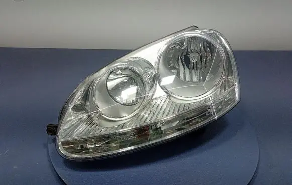 Volkswagen Golf IV Headlight/headlamp 1EG24700757