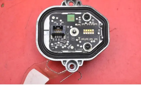 Volvo XC90 Voltage converter/converter module B9081-D