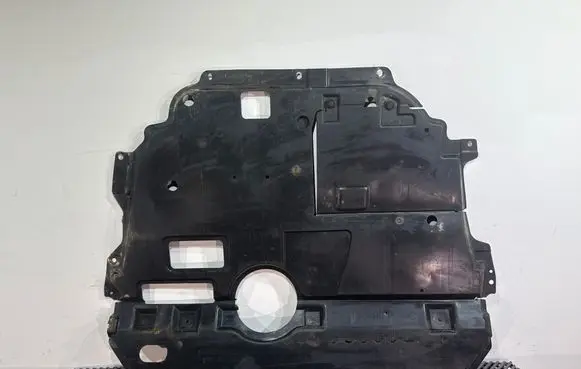 Toyota Auris E180 Engine splash shield/under tray 5144102320