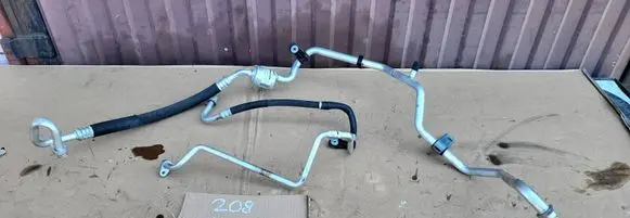 Peugeot 208 I Air conditioning (A/C) pipe/hose 9670090880 08532419 4501014130536A