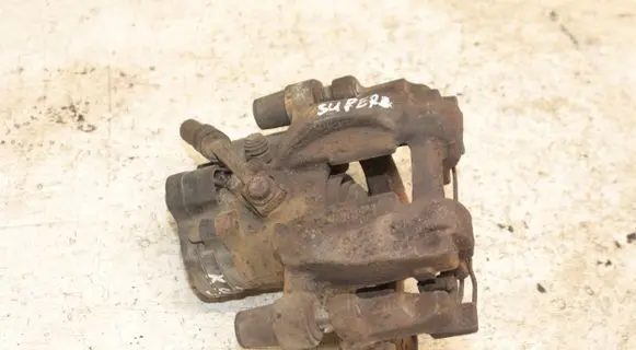 Skoda Superb B8 (3V) Rear brake caliper