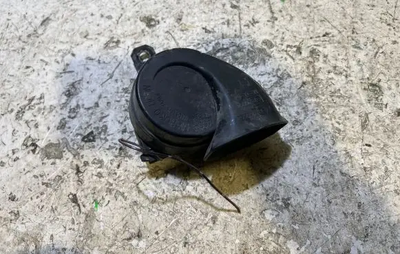 Lexus IS 220D-250-350 Horn signal 8652030010