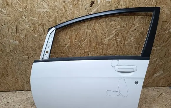 Citroen C-Zero Front door