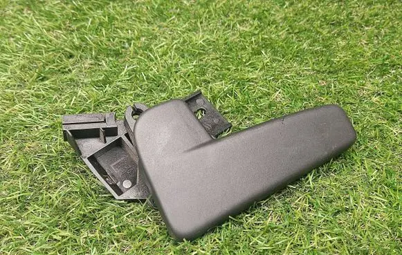 Volkswagen Jetta USA Engine bonnet (hood) release handle 6R1823533