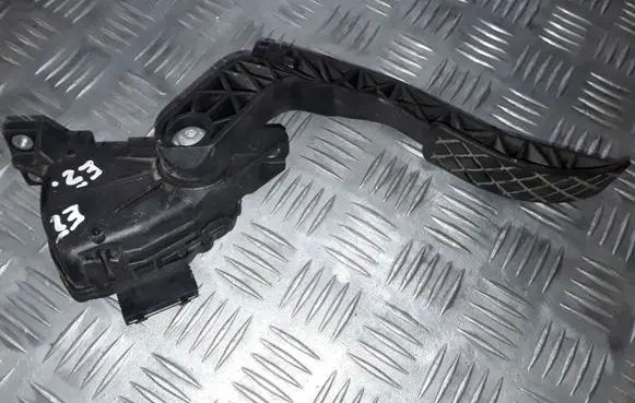 Audi A4 S4 B6 8E 8H Accelerator throttle pedal 8EI723523 8EI723523B 6PV00837600