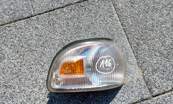 Hyundai H-100 Front indicator light 
