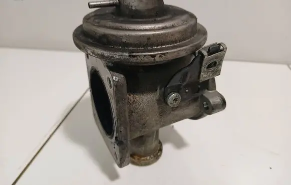BMW 5 E60 E61 EGR valve 7791480