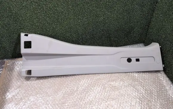 Renault Trafic III (X82) (B) pillar trim (top) 769131995R 769130008R