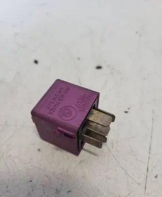 BMW 3 E36 Other relay 1388911