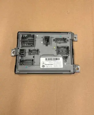 Mercedes-Benz E W213 Comfort/convenience module A2139009722 5DK01312182 A2139015206