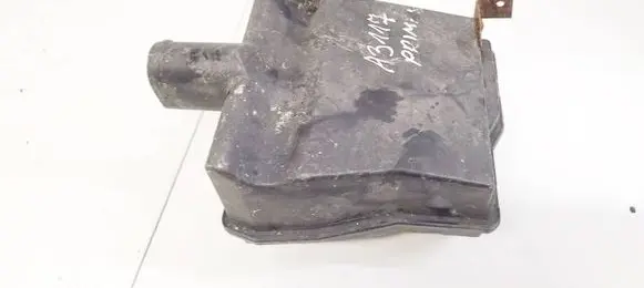 Vacuum air tank