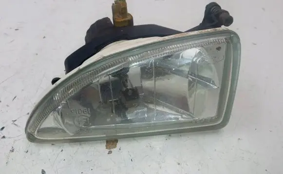Ford Focus Non-factory (optional) fog light 