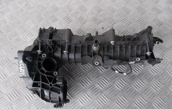 Volvo XC60 Intake manifold 32223914