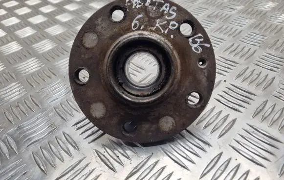 Volkswagen PASSAT B6 Rear wheel ball bearing 