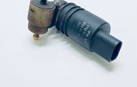 Audi A6 S6 C6 4F Windscreen/windshield washer pump 1T0955651A