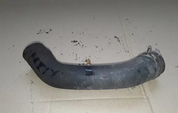Subaru Outback Engine coolant pipe/hose NOCODE