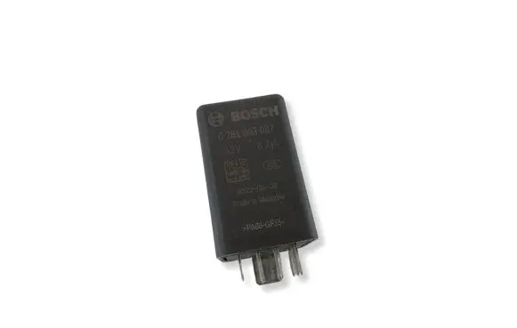 Audi A6 S6 C6 4F Glow plug pre-heat relay 0281003087