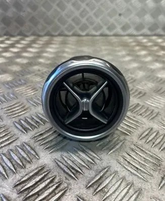 Mercedes-Benz GLA W156 X156 Dash center air vent grill A1568300000