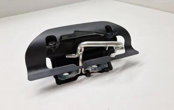 BMW i3 Rear door lock loop/hook striker 7266740