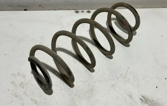 Toyota Yaris Rear coil spring