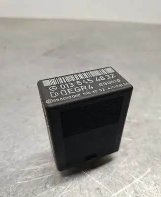 Mercedes-Benz C W202 Other relay 0135454832