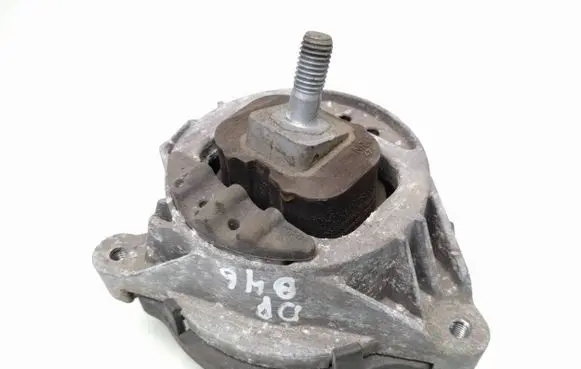 BMW 1 F20 F21 Engine mount bracket 6787658
