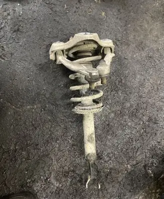 Volkswagen PASSAT B5 Front shock absorber/damper
