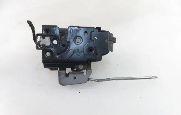 Audi A2 Front door lock 