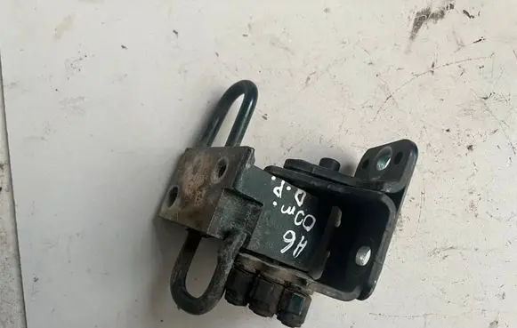 Front door lower hinge