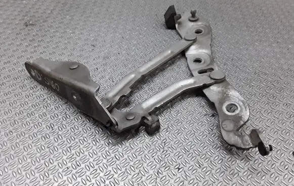 Volvo S60 Tailgate/trunk/boot hinge