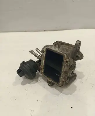 Audi A3 S3 8P EGR valve 103557