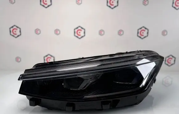 Volkswagen PASSAT B9 Headlight/headlamp 3J1941035