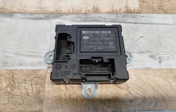 Land Rover Evoque I Door control unit/module EJ3214D617AA EJ3214D617
