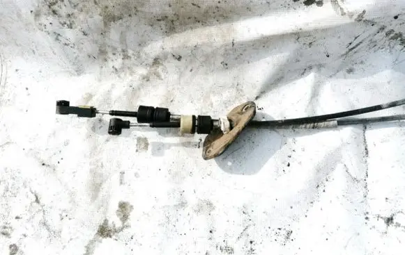 Gear shift cable linkage