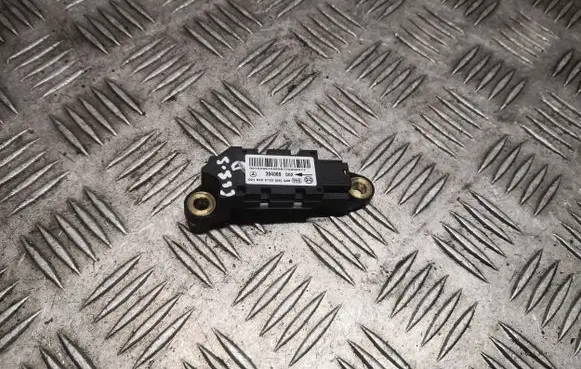 Mercedes-Benz CLS C219 Airbag deployment crash/impact sensor 0018209126 A0018209126