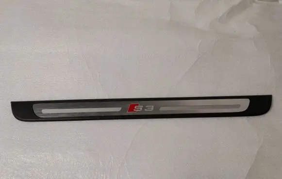 Audi A3 S3 8V Front sill trim cover 8V4853491D