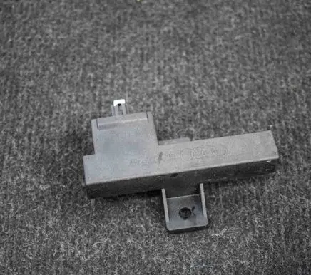 Audi A7 S7 4G Aerial antenna amplifier 8K0907247