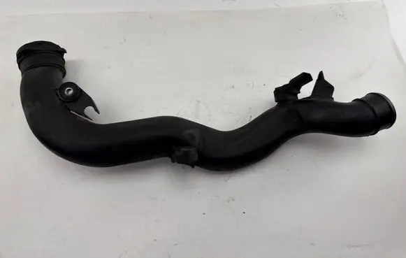 Volkswagen PASSAT B7 Intercooler hose/pipe 1K0145770A