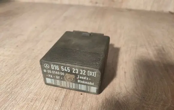 Mercedes-Benz Sprinter W901 W902 W903 W904 Other relay 0165452332