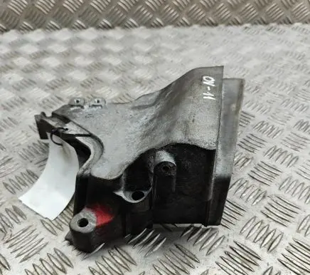 Volkswagen Polo V 6R Engine mounting bracket 04E199275G